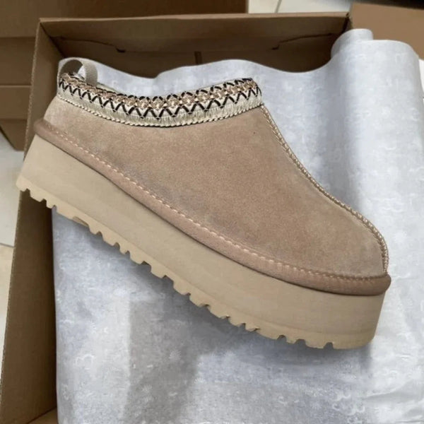 Kriemhild – Moderne Plateaustiefel für Damen